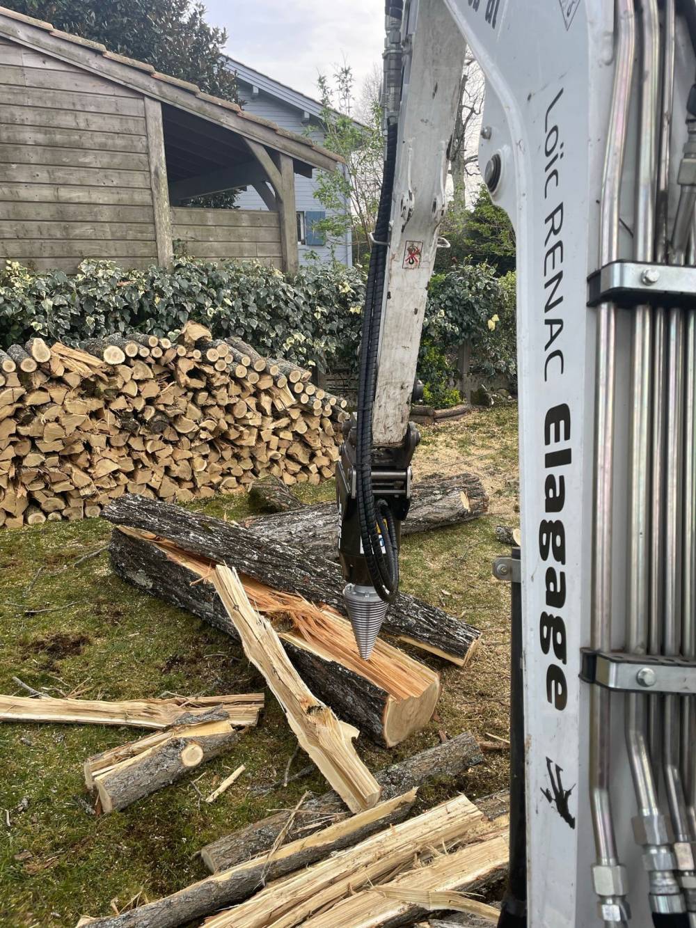 Projet fente de bois de chauffage sur site (3)
